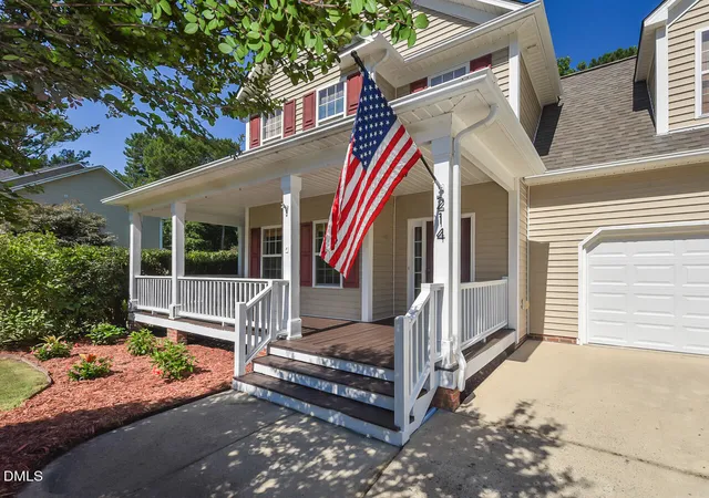 Photo 4 of Sale Pending at 214 Durwood Dr, Raleigh, NC 27603 | MLS# 10178569 | Listing updated on 2026-10-02