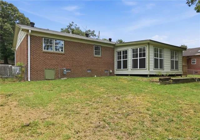 Photo 2 of Single family home for sale at 406 Lansdowne Rd, Fayetteville, NC 28314 | MLS# 764300 | Listing updated on 2026-09-21