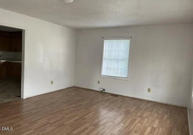 Photo 5 of Single family home for sale at 601 N Chestnut St, Henderson, NC 27536 | MLS# 10176834 | Listing updated on 2026-08-28