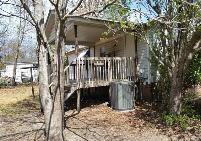 Photo 3 of Manufactured home for sale at 404 Mcdougald Dr, Raeford, NC 28376 | MLS# 764805 | Listing updated on 2026-07-18