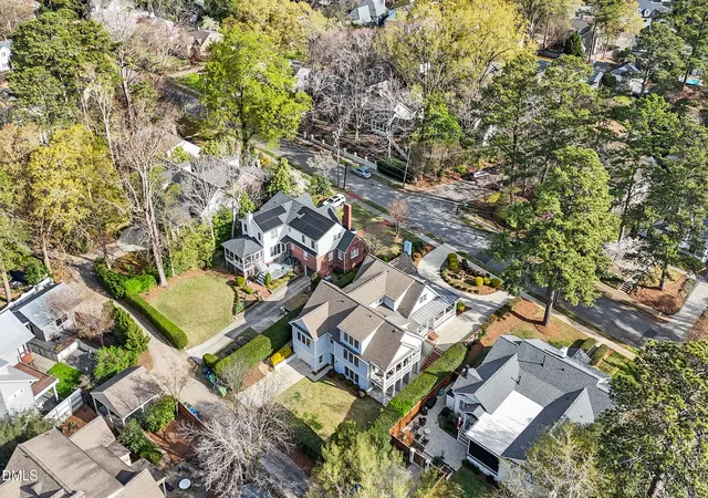 39th image of 2615 Hazelwood Dr, Raleigh, NC 27608 | MLS# 10176558