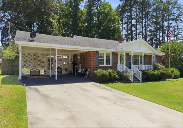 3rd image of 403 W Eason St, Macclesfield, NC 27852 | MLS# 10176487