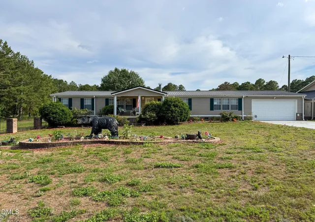 1st image of 113 Pine Log Ln, Roseboro, NC 28382 | MLS# 10176551