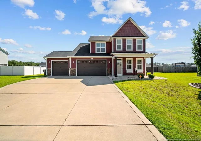 1st image of 1442 Creekwood Rd, Hope Mills, NC 28348 | MLS# 764913