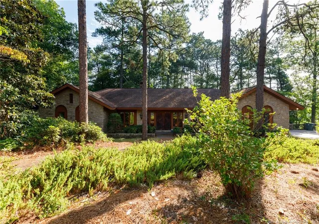 1st image of 1205 Longleaf Dr, Fayetteville, NC 28305 | MLS# 764881