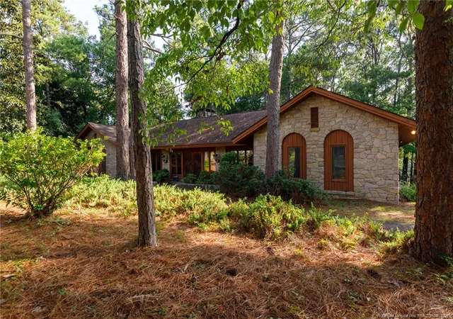 3rd image of 1205 Longleaf Dr, Fayetteville, NC 28305 | MLS# 764881
