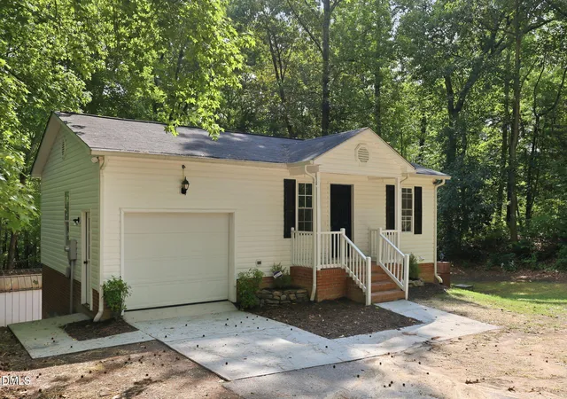 Homes for sale in Louisburg, NC | 110 Fox Ridge Rd, Louisburg, NC 27549 | MLS# 10176626
