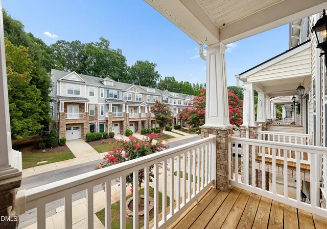 Photo 4 of Sale Pending at 8025 Sycamore Hl Ln, Raleigh, NC 27612 | MLS# 10184359 | Listing updated on 2026-09-08