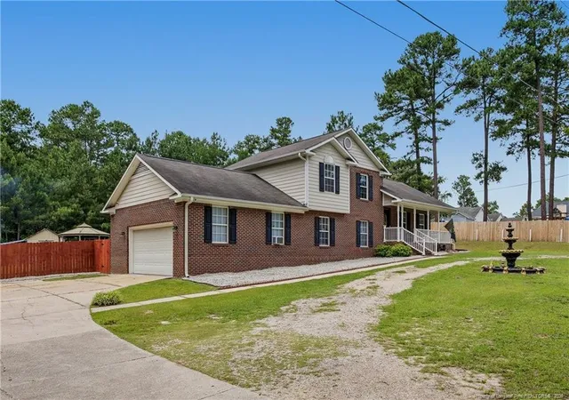 Photo 3 of Single family home for sale at 817 Hobson Rd, Raeford, NC 28376 | MLS# 764889 | Listing updated on 2026-08-16