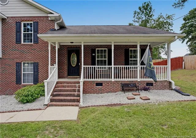 Photo 4 of Single family home for sale at 817 Hobson Rd, Raeford, NC 28376 | MLS# 764889 | Listing updated on 2026-08-16
