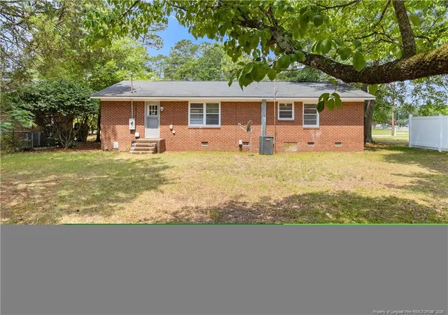 Homes for sale in Saint Pauls, NC | 310 N 4th St, Saint Pauls, NC 28384 | MLS# 764983