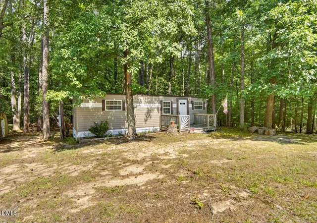 1st image of 149 Rabbitt Ln, Henderson, NC 27537 | MLS# 10177422