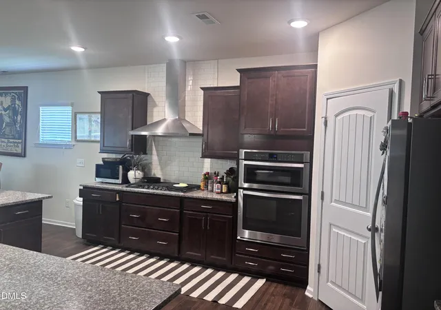 Photo 3 of Single family home for sale at 2432 Emily Brk Way, Apex, NC 27523 | MLS# 10176771 | Listing updated on 2026-07-18