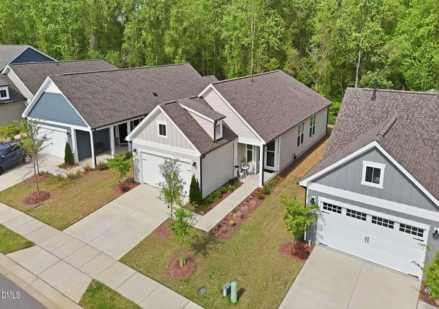 2nd image of 2321 Flycatcher Ln, Fuquay Varina, NC 27526 | MLS# 10176764