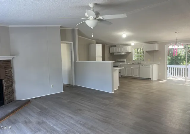 Photo 3 of Sale Pending at 121 Ash St, Coats, NC 27521 | MLS# 10177989 | Listing updated on 2026-08-28