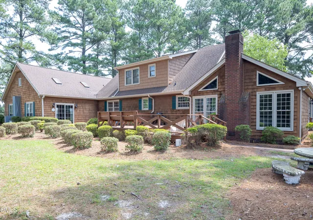 4th image of 1210 E Cumberland St, Dunn, NC 28334 | MLS# 10176850