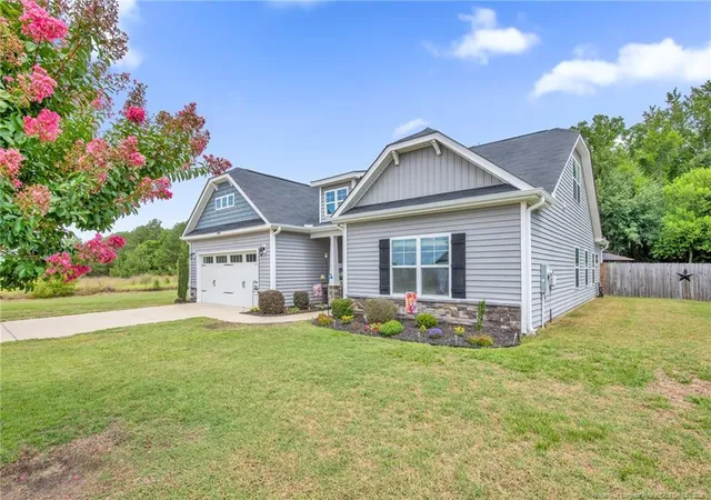 3rd image of 6504 Bretton Woods Dr, Hope Mills, NC 28348 | MLS# 764882