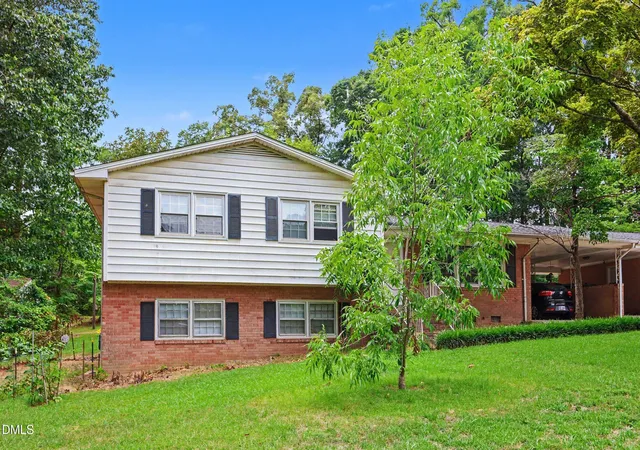 Photo 3 of Single family home for sale at 1809 Pinedale Dr, Raleigh, NC 27603 | MLS# 10176906 | Listing updated on 2026-07-18
