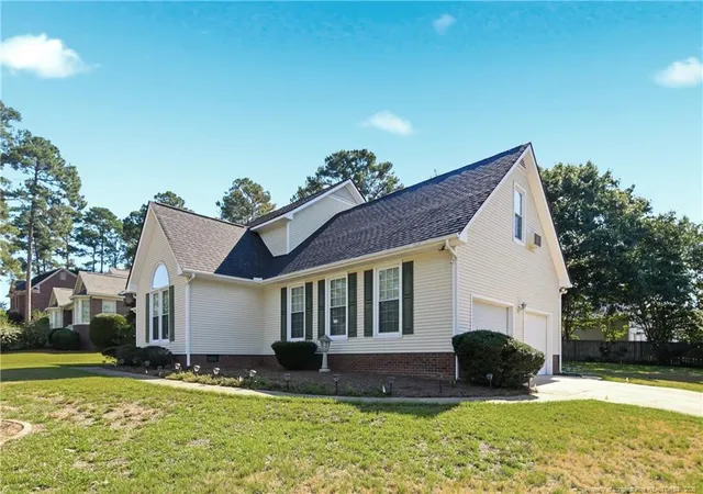 Photo 2 of Single family home for sale at 2432 Lull Water Dr, Fayetteville, NC 28306 | MLS# 764849 | Listing updated on 2026-09-05
