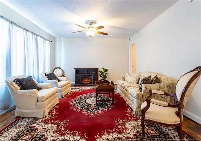 Photo 4 of Single family home for sale at 816 Sandalwood Dr, Fayetteville, NC 28304 | MLS# 765026 | Listing updated on 2026-07-18