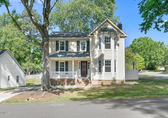 Photo 1 of Sale Pending at 3513 Wickersham Way, Raleigh, NC 27604 | MLS# 10182680 | Listing updated on 2026-09-05