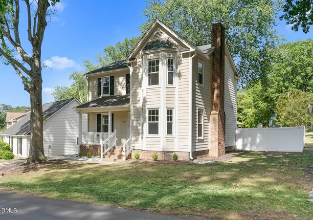 Photo 2 of Sale Pending at 3513 Wickersham Way, Raleigh, NC 27604 | MLS# 10182680 | Listing updated on 2026-09-05