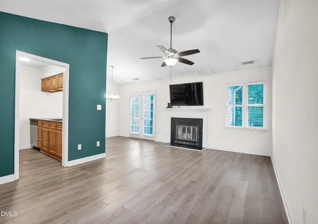 Listing Photo 4 - Condo for sale in building located at 3311 Tarleton E, Durham, NC 27713