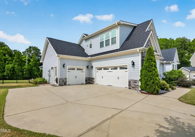 2nd image of 200 Misty Moonlight Dr, Willow Spring, NC 27592 | MLS# 10176862