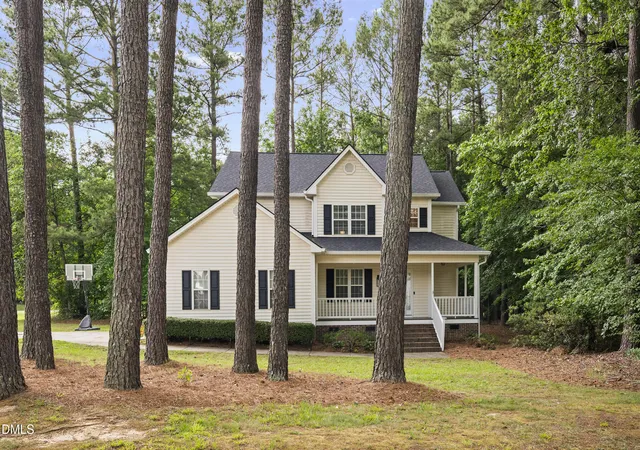 2nd image of 108 Bennett Pl, Clayton, NC 27527 | MLS# 10177440