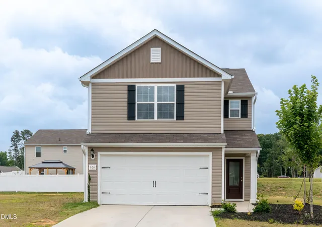 Photo 1 of Single family home for sale at 106 Long Green Way, Oxford, NC 27565 | MLS# 10176870 | Listing updated on 2026-09-18