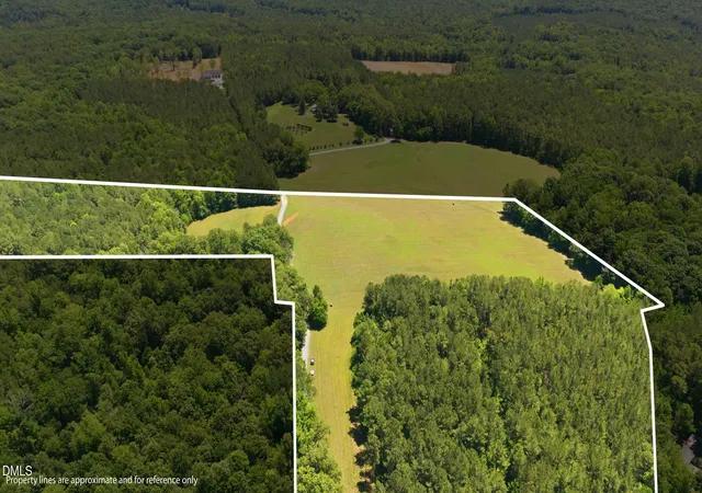 2nd image of 1 Mountain Creek Rd, Chapel Hill, NC 27516 | MLS# 10182953