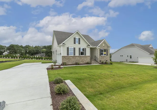 3rd image of 93 Ausban Ridge Ln, Four Oaks, NC 27524 | MLS# 10176943