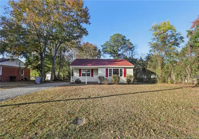 Photo 1 of Single family home for sale at 5108 Walnut Dr, Fayetteville, NC 28304 | MLS# 764971 | Listing updated on 2026-07-26