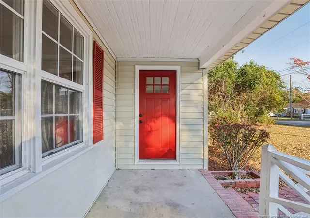 Photo 3 of Single family home for sale at 5108 Walnut Dr, Fayetteville, NC 28304 | MLS# 764971 | Listing updated on 2026-07-26