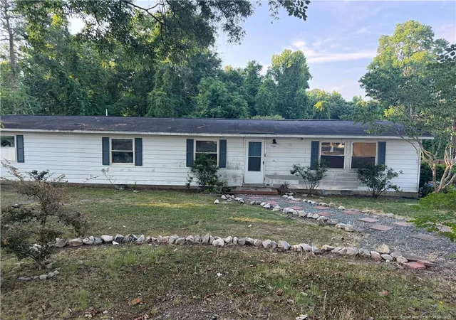 Homes for sale in Sanford, NC | 1506 Zion Church Rd, Sanford, NC 27330 | MLS# 765036
