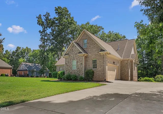 Photo 3 of Sale Pending at 3410 Varnals Ct, Graham, NC 27253 | MLS# 10189196 | Listing updated on 2026-09-15