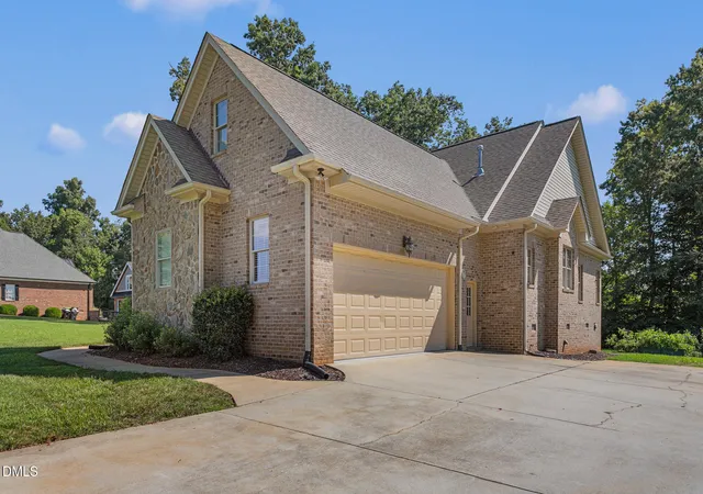 Photo 3 of Sale Pending at 3410 Varnals Ct, Graham, NC 27253 | MLS# 10189196 | Listing updated on 2026-09-15