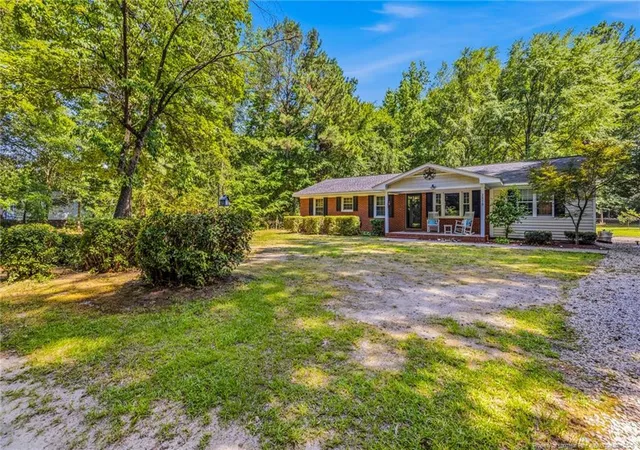 Photo 4 of Sale Pending at 2510 Gainey Rd, Fayetteville, NC 28306 | MLS# 765047 | Listing updated on 2026-07-31