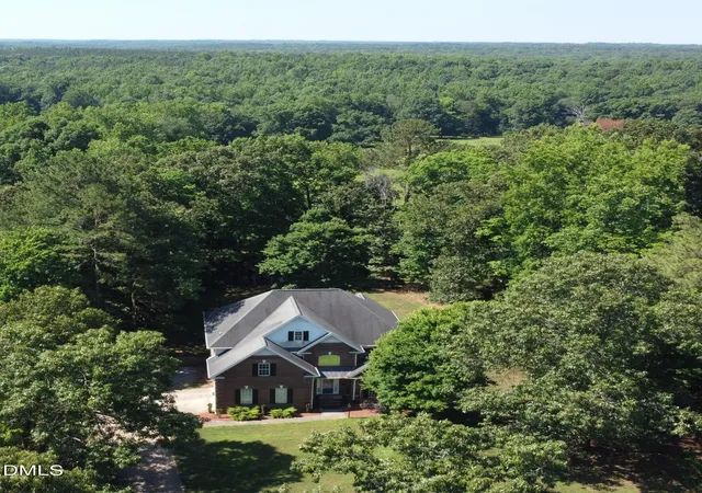 Photo 3 of Single family home for sale at 421 Cricket Hearth Rd, Sanford, NC 27330 | MLS# 10177410 | Listing updated on 2026-09-07