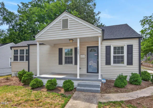4th image of 1507 Robinhood Rd, Durham, NC 27701 | MLS# 10177433