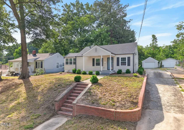 5th image of 1507 Robinhood Rd, Durham, NC 27701 | MLS# 10177433