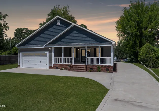 1st image of 730 Nw Blvd, Clinton, NC 28328 | MLS# 10177037