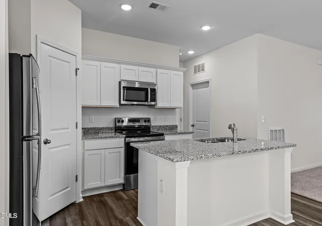 3rd image of 661 Essex Rd, Nashville, NC 27856 | MLS# 10177034