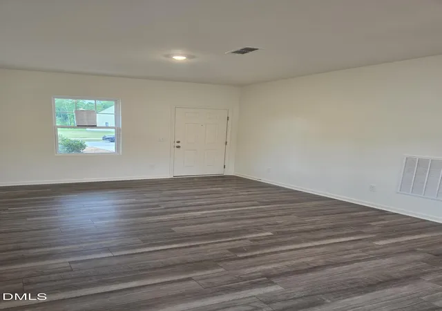 5th image of 661 Essex Rd, Nashville, NC 27856 | MLS# 10177034