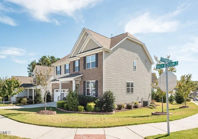 Photo 2 of Single family home for sale at 215 Holly Blossom Dr, Durham, NC 27703 | MLS# 10177183 | Listing updated on 2026-07-18