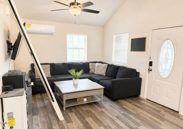 Photo 3 of Single family home for sale at 112 Crestview Rd, Siler City, NC 27344 | MLS# 10177369 | Listing updated on 2026-07-18