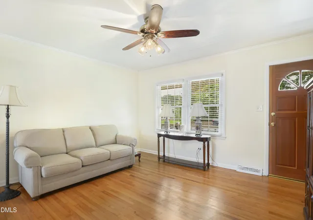 5th image of 400 Blackmon St, Four Oaks, NC 27524 | MLS# 10177435