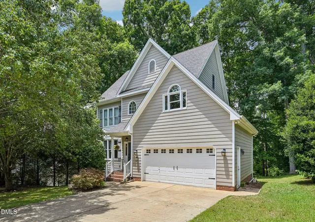 Homes for sale in Holly Springs, NC | 412 W Ballentine St, Holly Springs, NC 27540 | MLS# 10178015