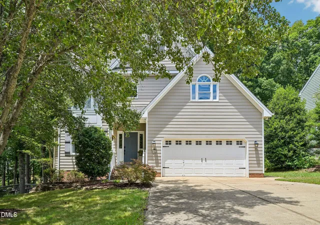 Homes for sale in Holly Springs, NC | 412 W Ballentine St, Holly Springs, NC 27540 | MLS# 10178015