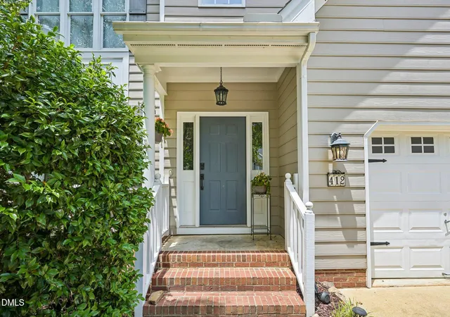 Homes for sale in Holly Springs, NC | 412 W Ballentine St, Holly Springs, NC 27540 | MLS# 10178015